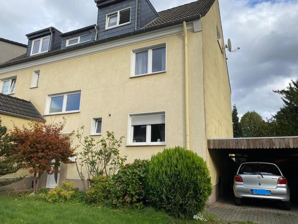 Haus Mit Garten - Kingbett - Wifi - Parkplatz Essen Bagian luar foto