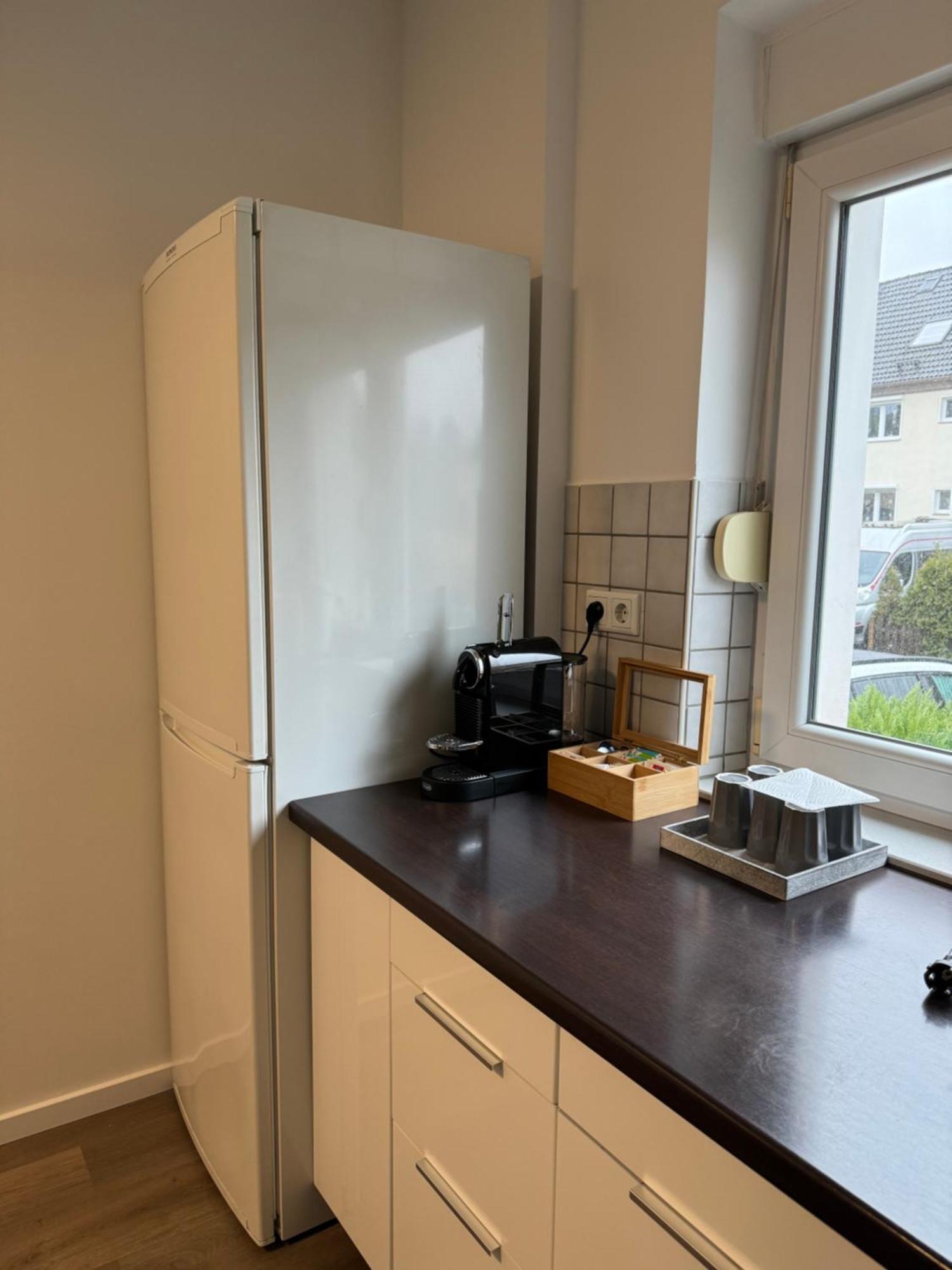 Haus Mit Garten - Kingbett - Wifi - Parkplatz Essen Bagian luar foto